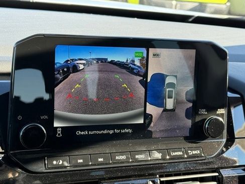 New 2025 Nissan Pathfinder SL w/ SL Premium Package image 38