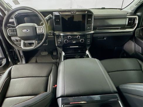 Used 2025 Ford F350 Lariat w/ Chrome Package image 16