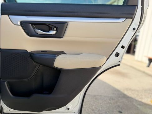 Used 2020 Honda CR-V LX image 22