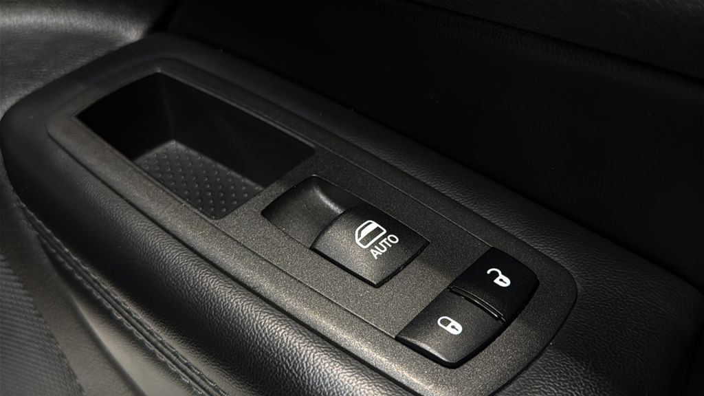 Used 2021 Jeep Grand Cherokee Limited X AWD/4WD image 12