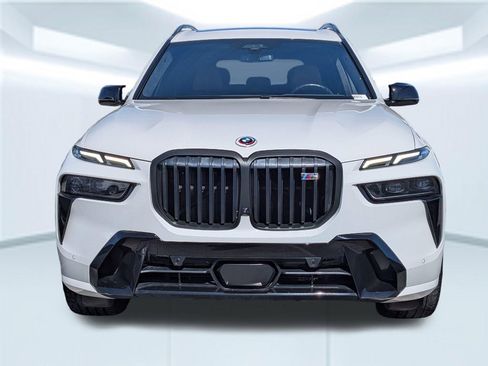 Used 2023 BMW X7 M60i w/ Executive Package image 13