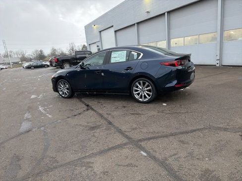 New 2026 MAZDA MAZDA3 2.5 S Sedan w/ Preferred Pkg image 17