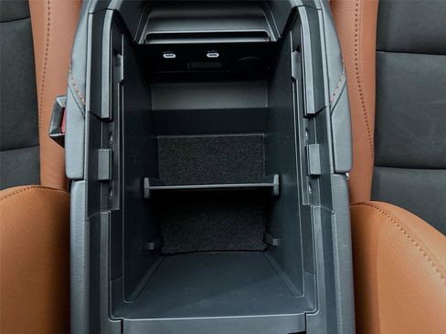 New 2025 MAZDA CX-30 Carbon image 36