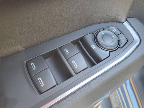 Used 2024 Chevrolet Silverado 1500 LT AWD/4WD image 21