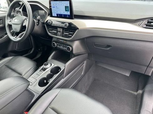 Used 2022 Ford Escape SEL AWD/4WD image 11