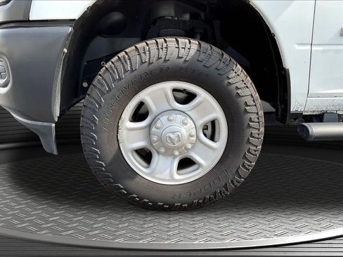 Used 2022 RAM 2500 Tradesman AWD/4WD image 29