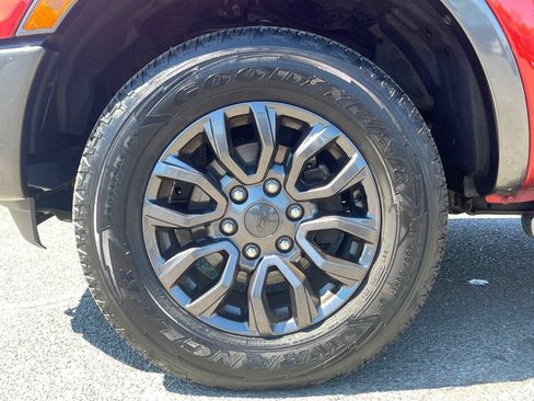 Used 2019 Ford Ranger XLT w/ Equipment Group 302A Luxury AWD/4WD image 9