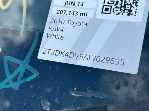 Used 2010 Toyota RAV4 Limited AWD/4WD image 23