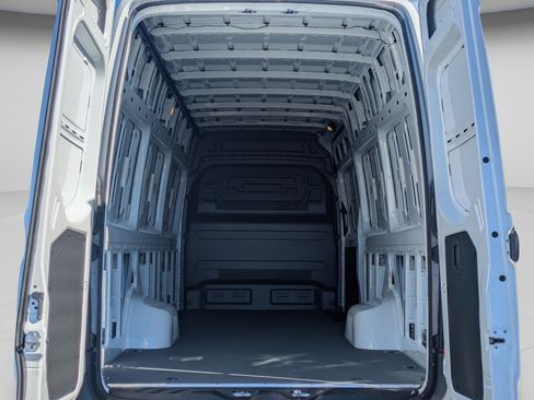 New 2024 Mercedes-Benz Sprinter 3500 image 8