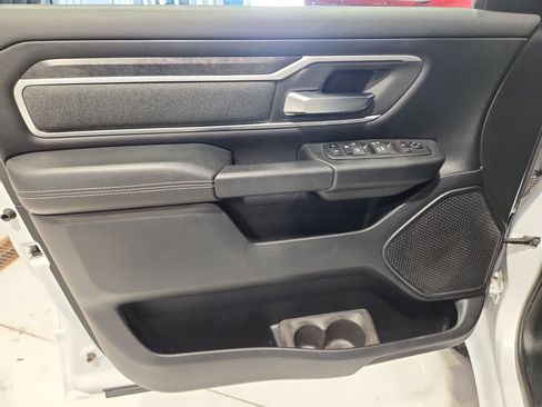 Used 2020 RAM 1500 Big Horn AWD/4WD image 14