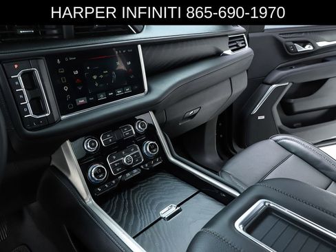 Used 2024 GMC Yukon Denali AWD/4WD image 24