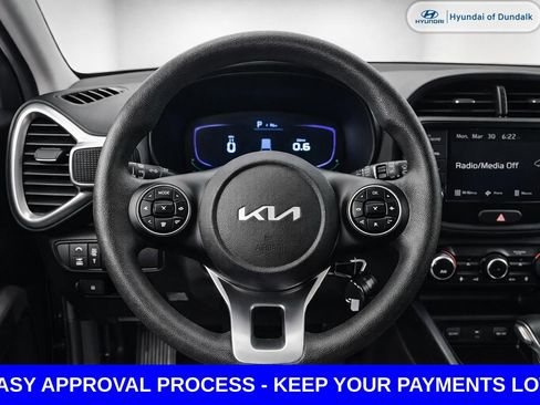 Used 2025 Kia Soul LX image 10