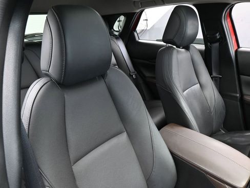 Used 2023 MAZDA CX-30 AWD 2.5 S w/ Premium Package image 42
