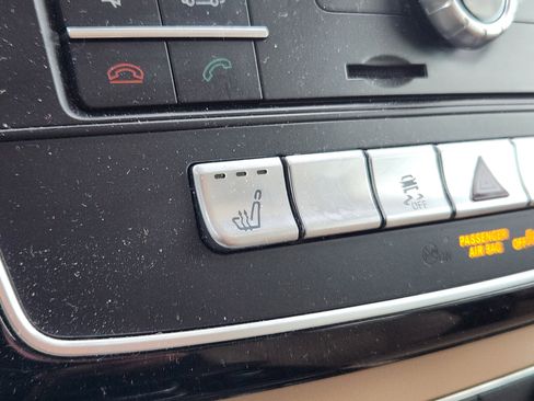 Used 2018 Mercedes-Benz GLS 450 4MATIC image 30