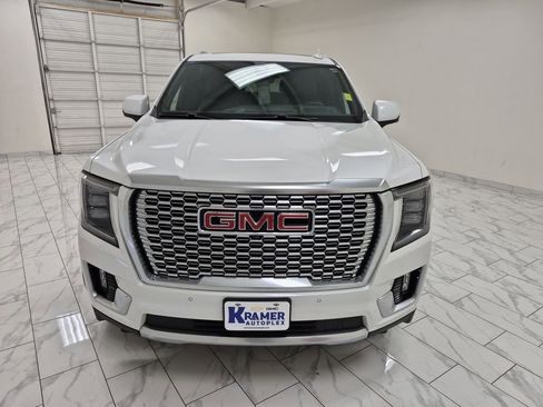 Certified 2022 GMC Yukon XL Denali w/ Denali Premium Package image 32