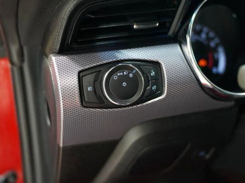 Used 2015 Ford Mustang GT RWD image 15
