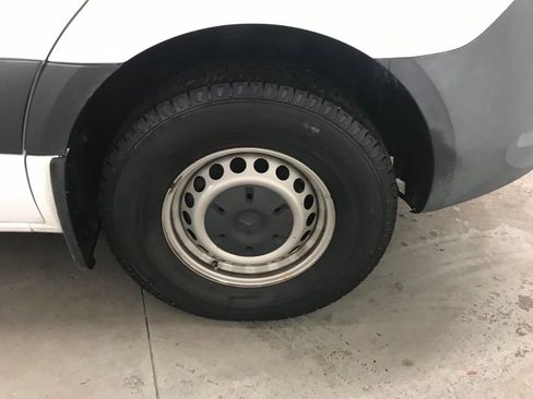 Used 2021 Mercedes-Benz Sprinter 144 Cargo image 37