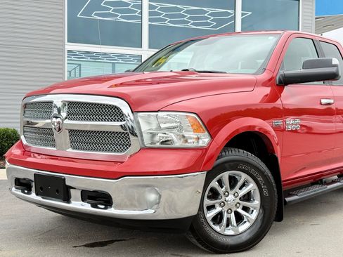 Used 2018 RAM 1500 SLT AWD/4WD image 4