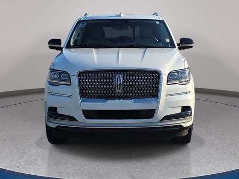 Certified 2023 Lincoln Navigator Reserve AWD/4WD image 2
