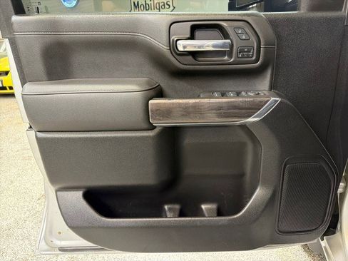 Used 2021 Chevrolet Silverado 3500 LTZ w/ LTZ Texas Edition image 16