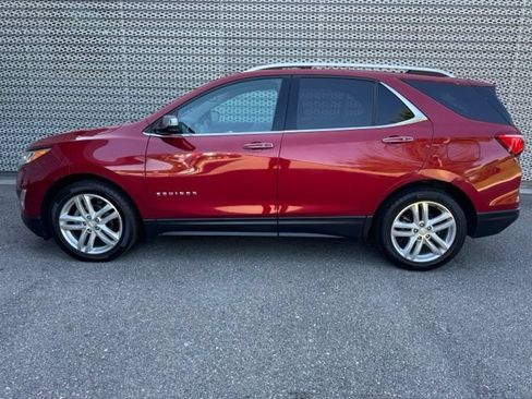 Used 2018 Chevrolet Equinox Premier FWD image 1