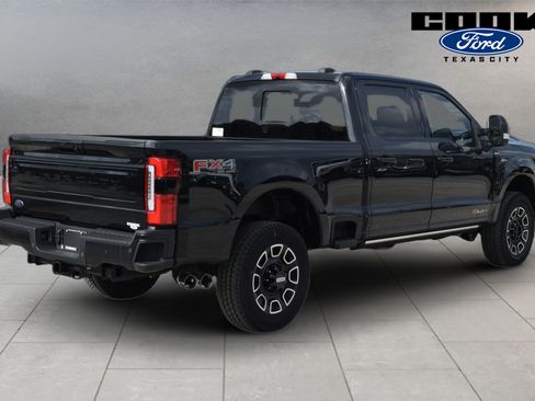 New 2026 Ford F250 Platinum AWD/4WD image 3