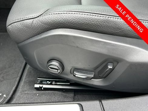 Used 2025 Volvo V60 B5 Cross Country Plus AWD/4WD image 22