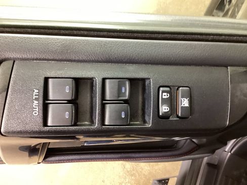 Used 2021 Toyota 4Runner Venture w/ Moonroof Package AWD/4WD image 17