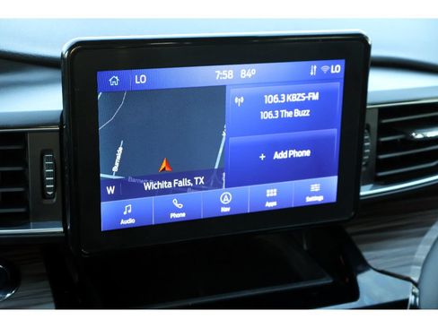 Used 2022 Ford Explorer Limited w/ Equipment Group 301A RWD image 32