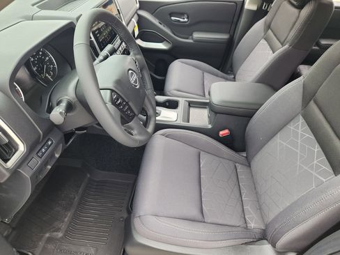New 2026 Nissan Frontier SV RWD image 9