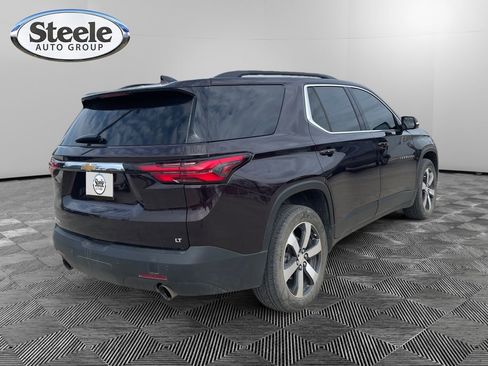 Used 2022 Chevrolet Traverse LT w/ LT Premium Package image 5