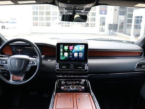 Used 2020 Lincoln Navigator Reserve w/ Luxury Package image 12