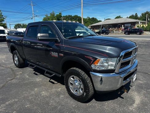 Used 2016 RAM 2500 Tradesman w/ Chrome Appearance Group AWD/4WD image 8