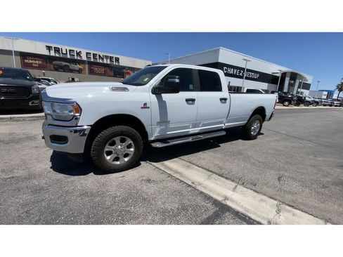 Used 2024 RAM 3500 Big Horn AWD/4WD image 4