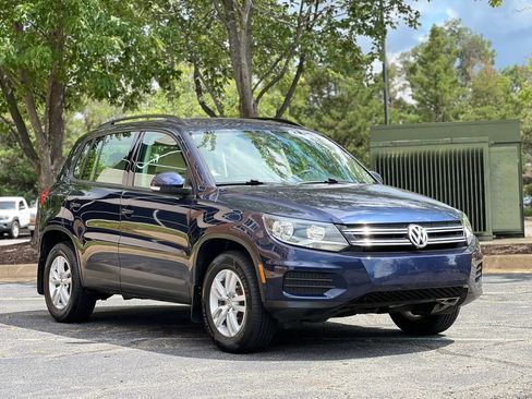 Used 2016 Volkswagen Tiguan S FWD image 7