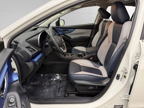 Used 2023 Subaru Crosstrek Hybrid w/ Moonroof Package w/Navigation image 9