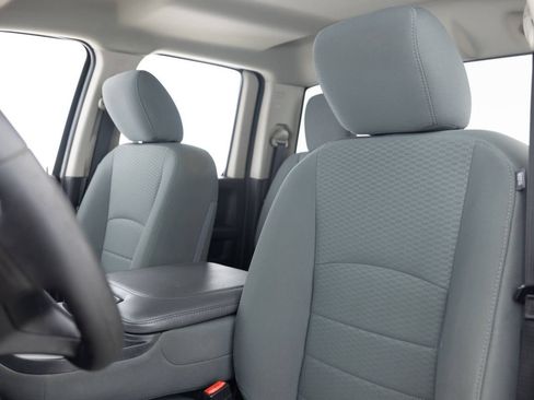 Used 2018 RAM 1500 Express w/ Express Value Package image 26