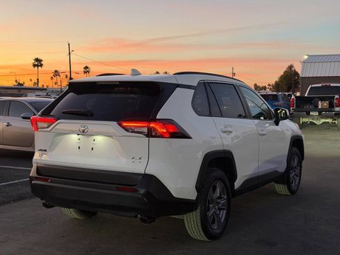 Used 2024 Toyota RAV4 XLE w/ Convenience Package image 11