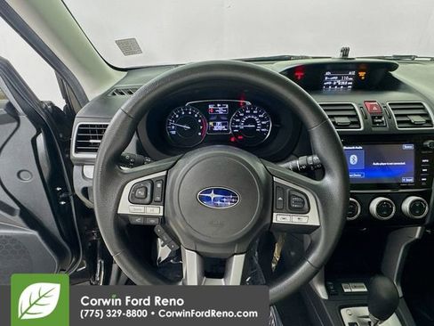 Used 2017 Subaru Forester 2.5i Premium image 11