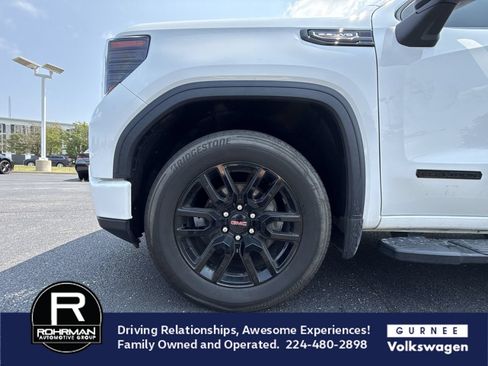 Used 2023 GMC Sierra 1500 Elevation AWD/4WD image 12