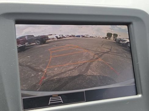 Used 2024 Chevrolet Equinox LT FWD image 6