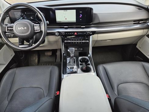 Used 2024 Kia Carnival SX Prestige FWD image 9
