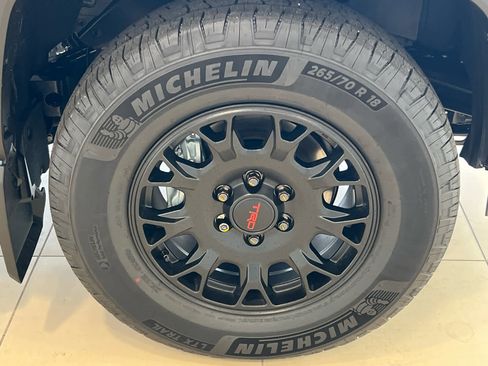 New 2026 Toyota 4Runner TRD Off-Road Premium w/ Tow Technology Package AWD/4WD image 4