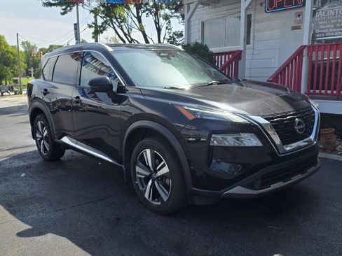 Used 2023 Nissan Rogue SL w/ SL Premium Package FWD image 6