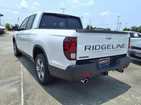 Used 2025 Honda Ridgeline RTL image 2