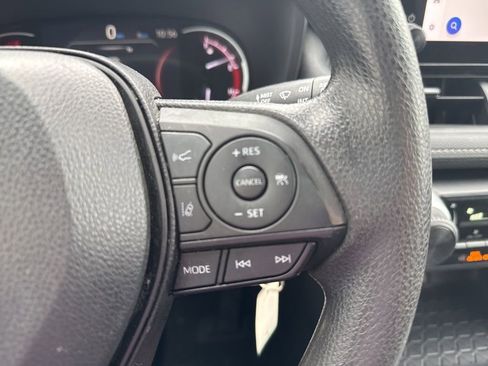 Used 2024 Toyota RAV4 LE image 19