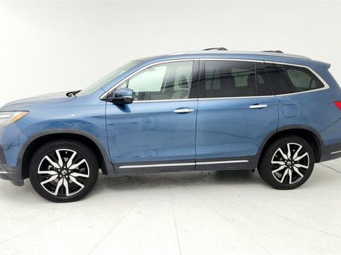 Used 2020 Honda Pilot Touring image 2