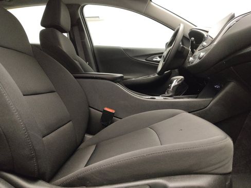 Used 2025 Chevrolet Malibu LT FWD image 21