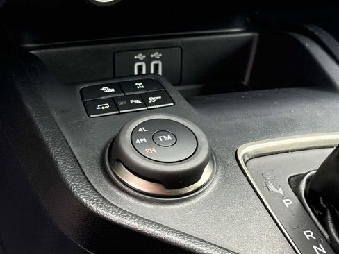 Certified 2023 Ford Ranger Lariat w/ Equipment Group 501A High image 29