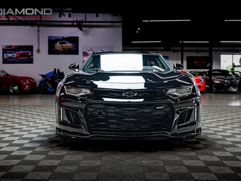 Used 2022 Chevrolet Camaro ZL1 RWD image 28